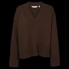Cady V. Neck