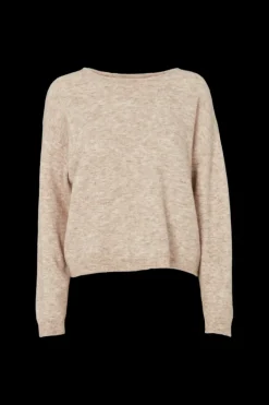 Claudia Scoop Neck