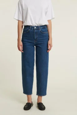 Ea Mid Blue Jeans