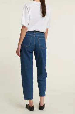 Ea Mid Blue Jeans