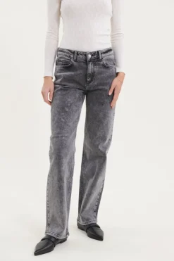 Elisa Jeans