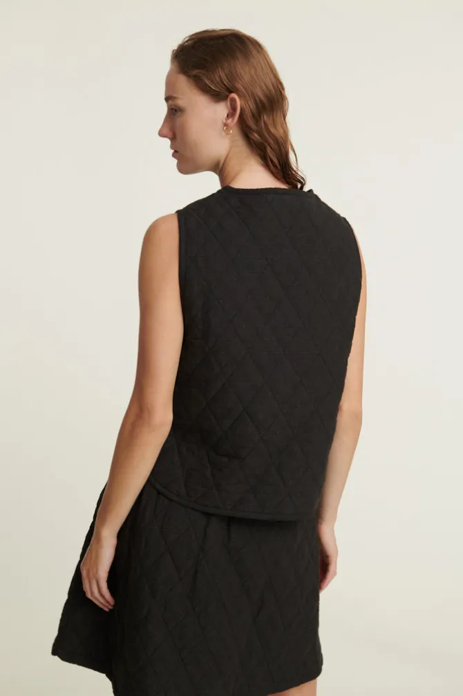 Hanna Vest