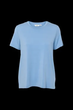 Jolanda Tee