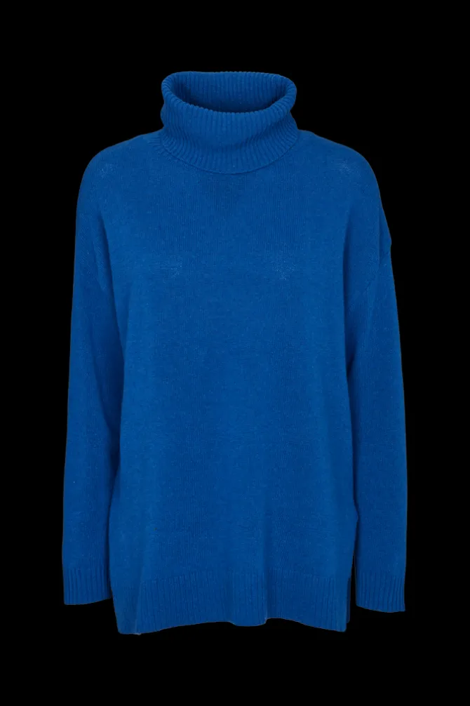 Line T-Neck