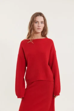 Lise Scoop Neck