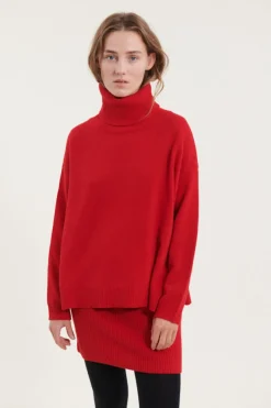 Lise Short T-Neck