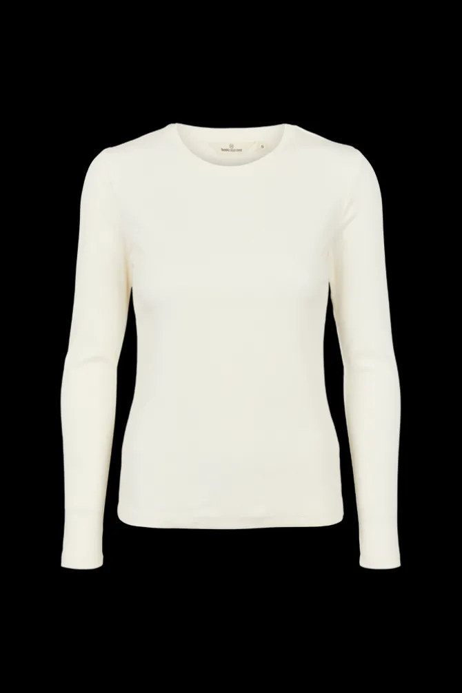 Ludmilla LS Tee