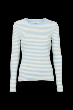 Ludmilla LS Tee