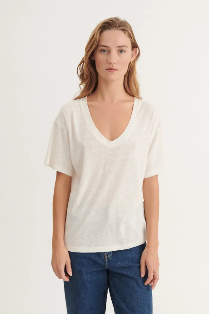 Ryda V-Neck Tee