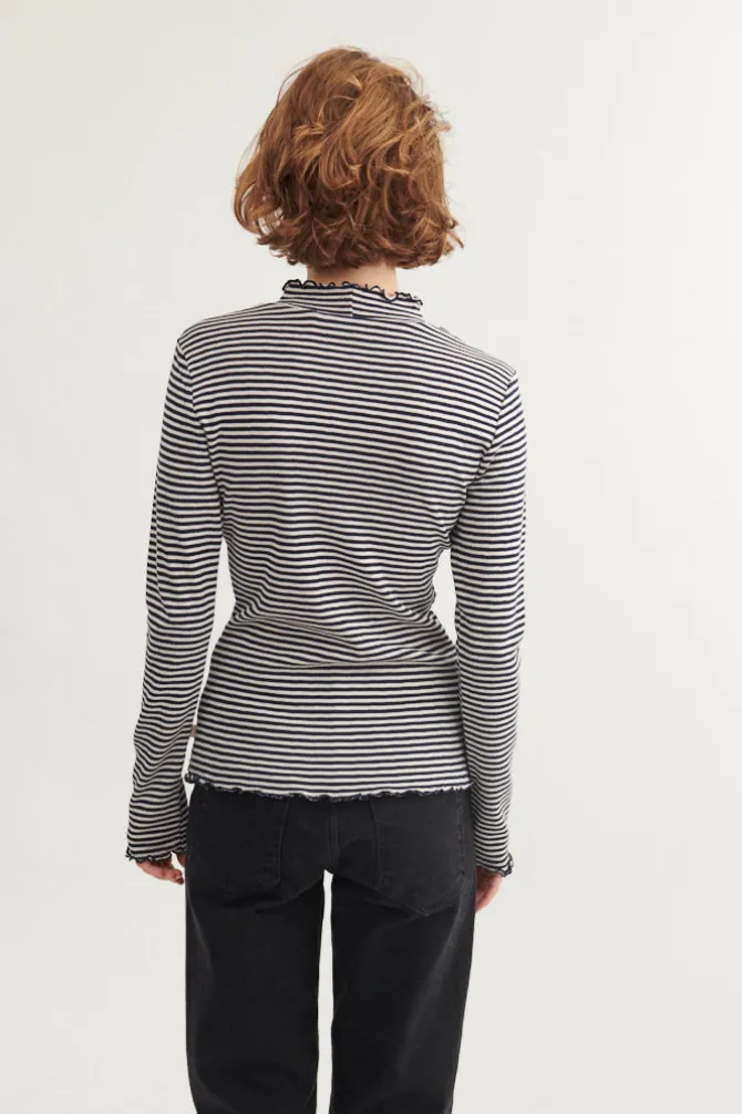 Silma High Neck